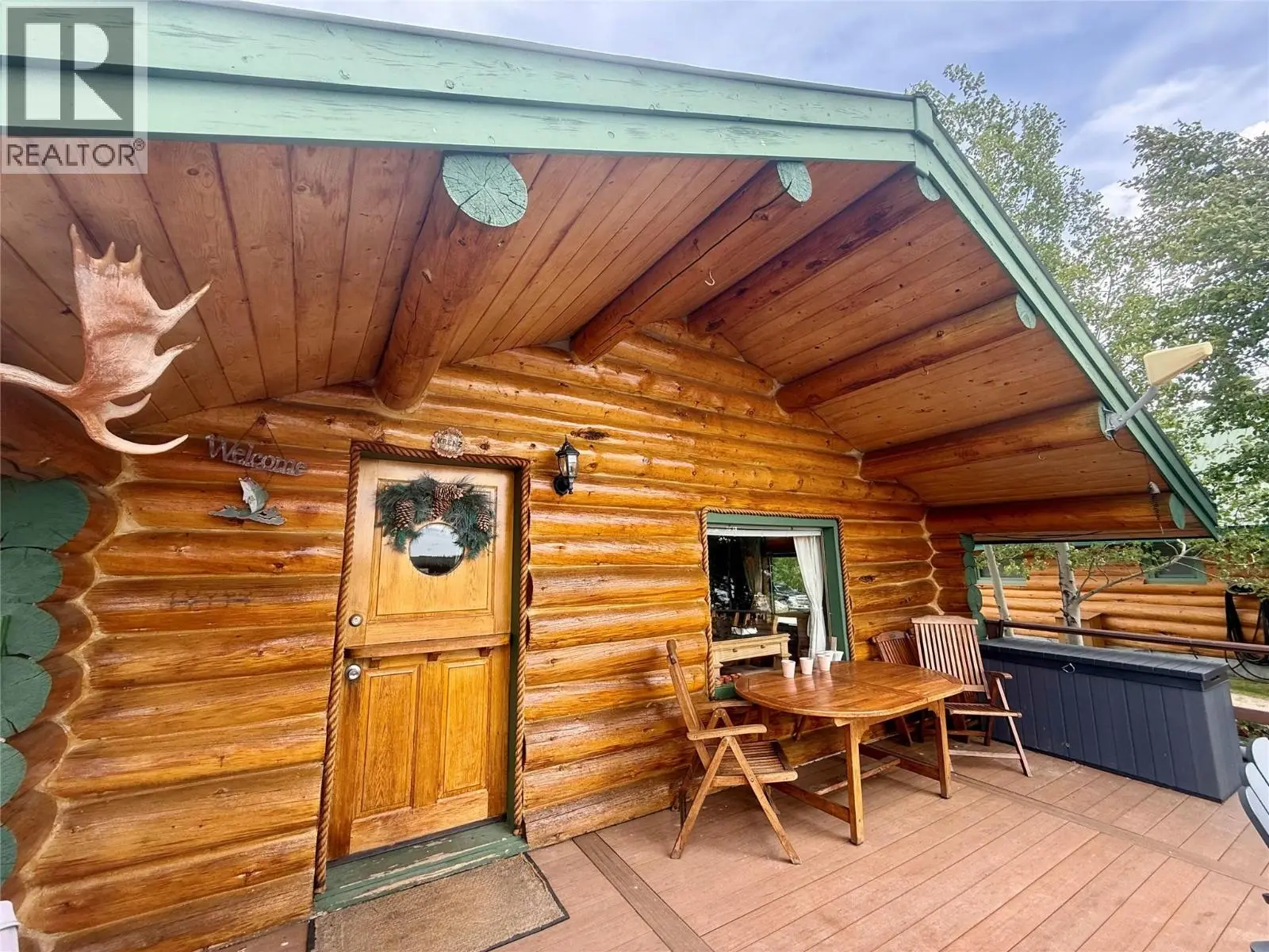 Cabin 4 Hatheume Lake Road. Peachland, British Columbia