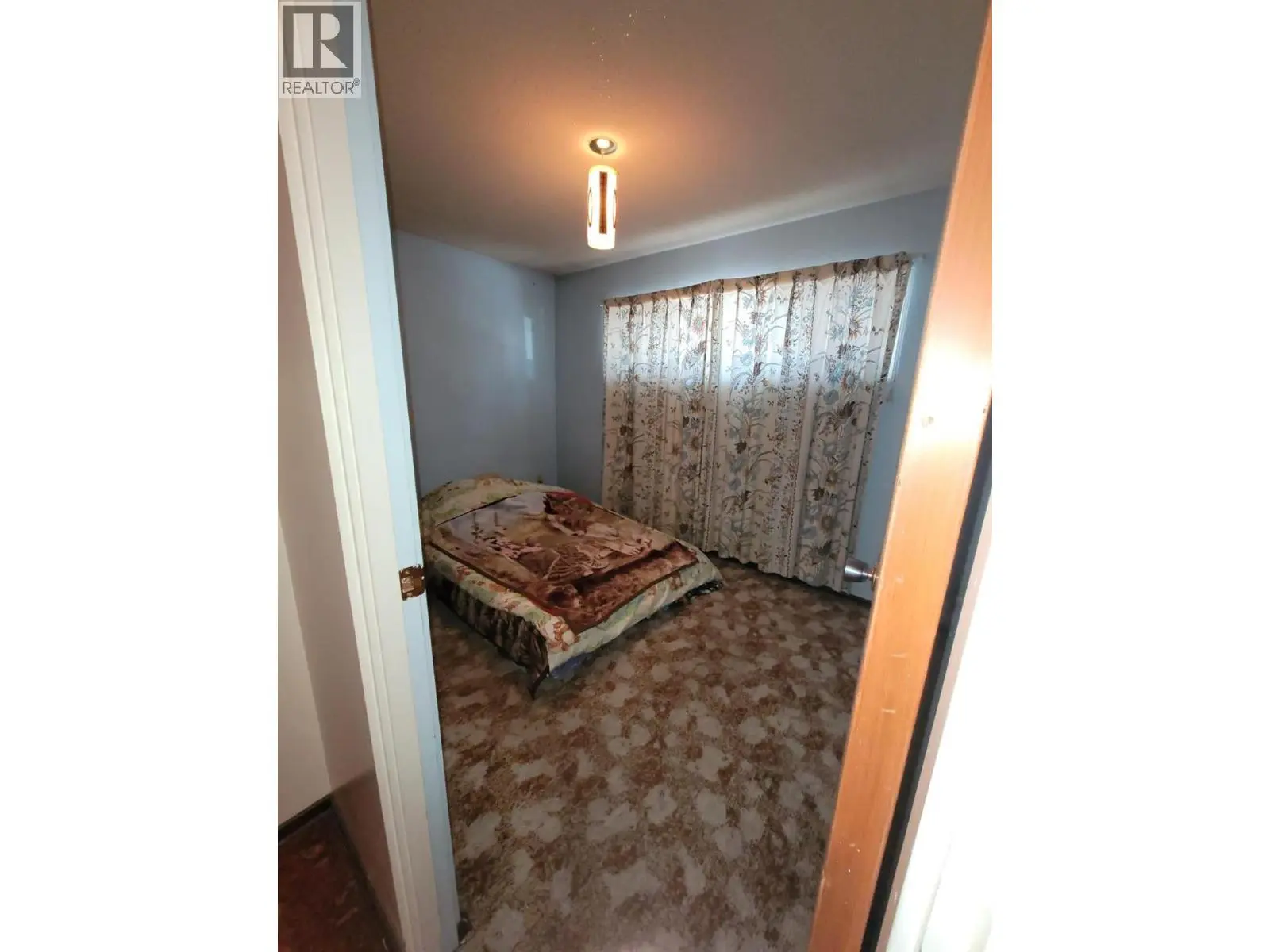 760 Cadder Avenue. Kelowna, British Columbia
