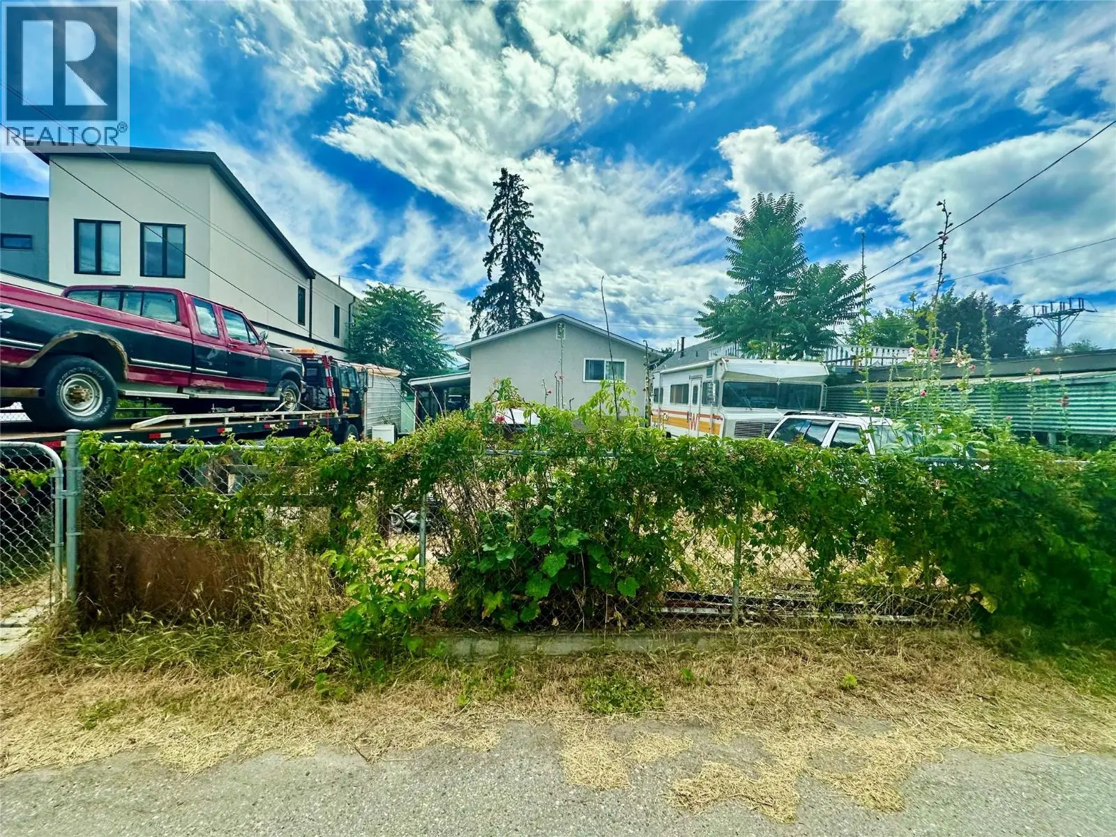 760 Cadder Avenue. Kelowna, British Columbia