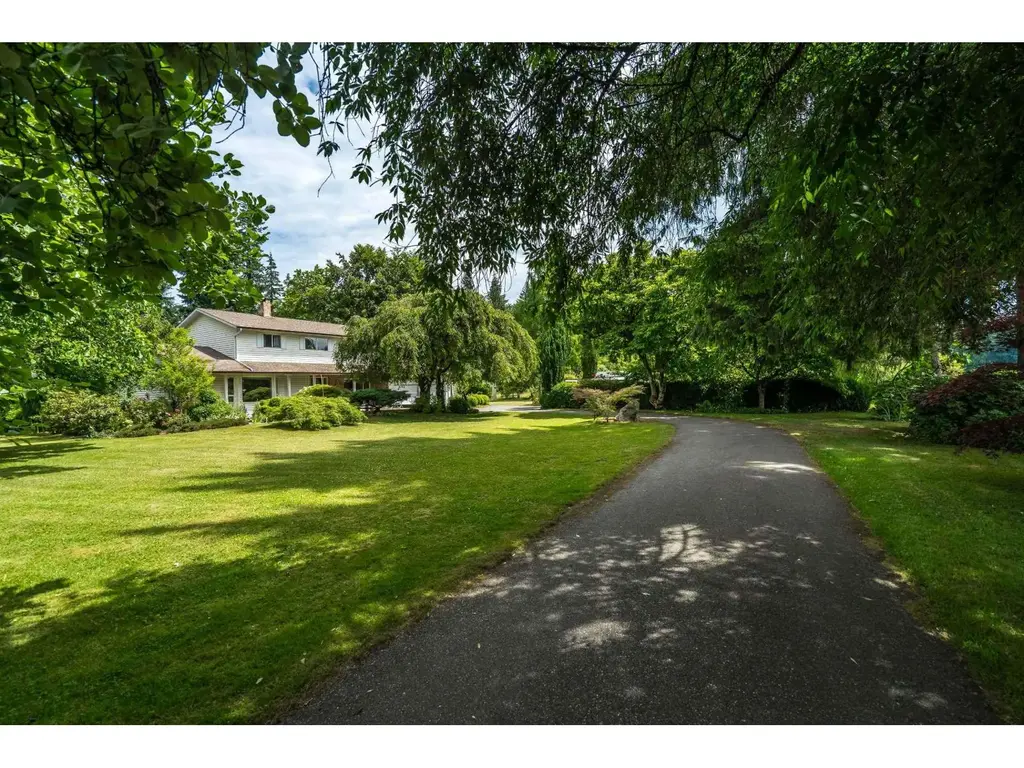 7538 240 Street, Langley