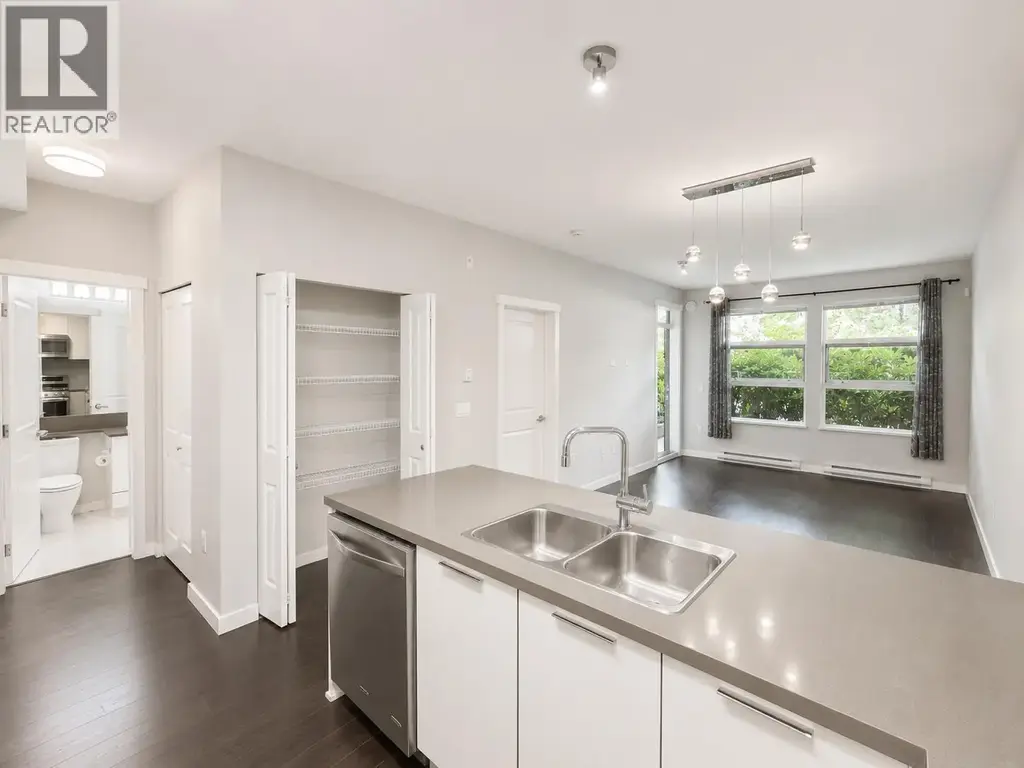 108 607 Cottonwood Avenue, Coquitlam
