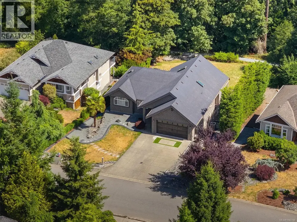 2544 Kinnoull Cres, Mill Bay