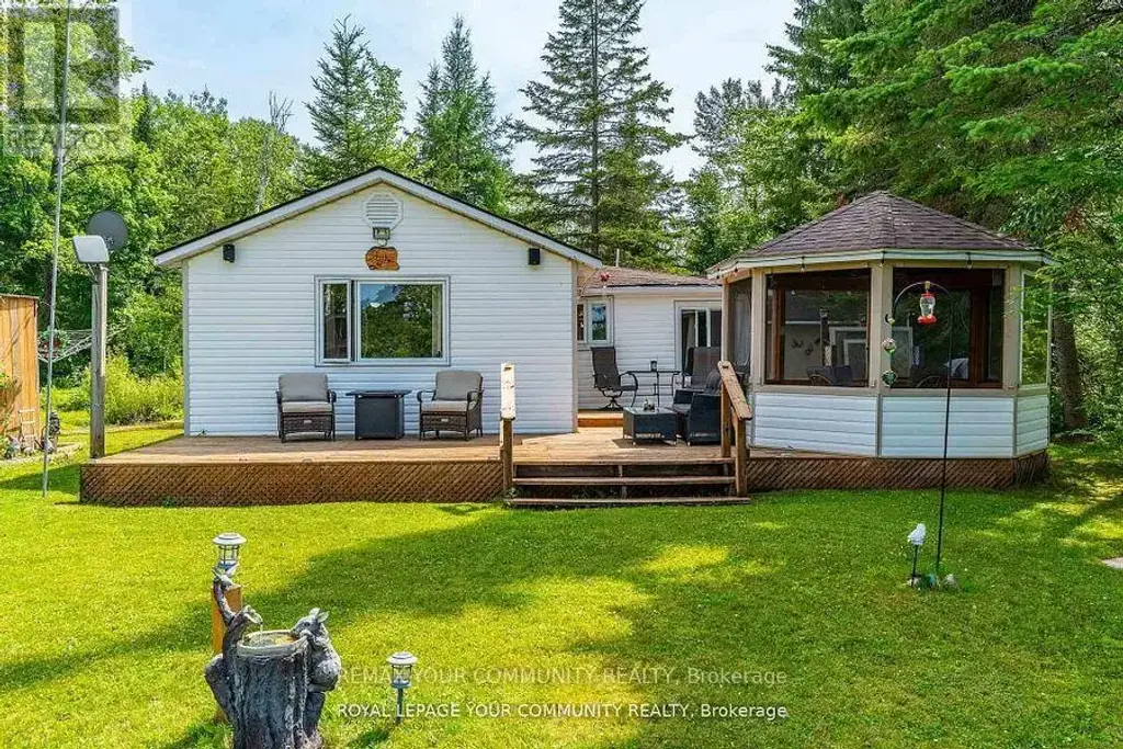 1139 Canuck Trail, Minden Hills (Lutterworth)