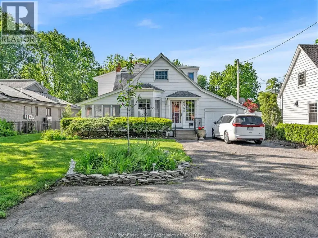 6565 Riverside Drive East, Windsor
