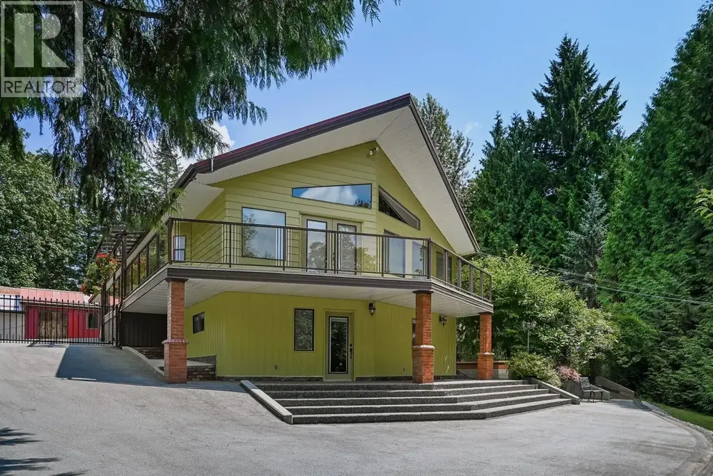 24089 Lougheed Highway, Maple Ridge