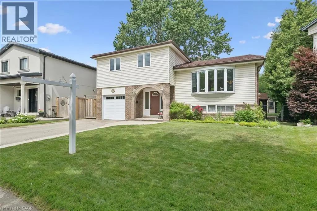 495 Tipperton Crescent, Oakville