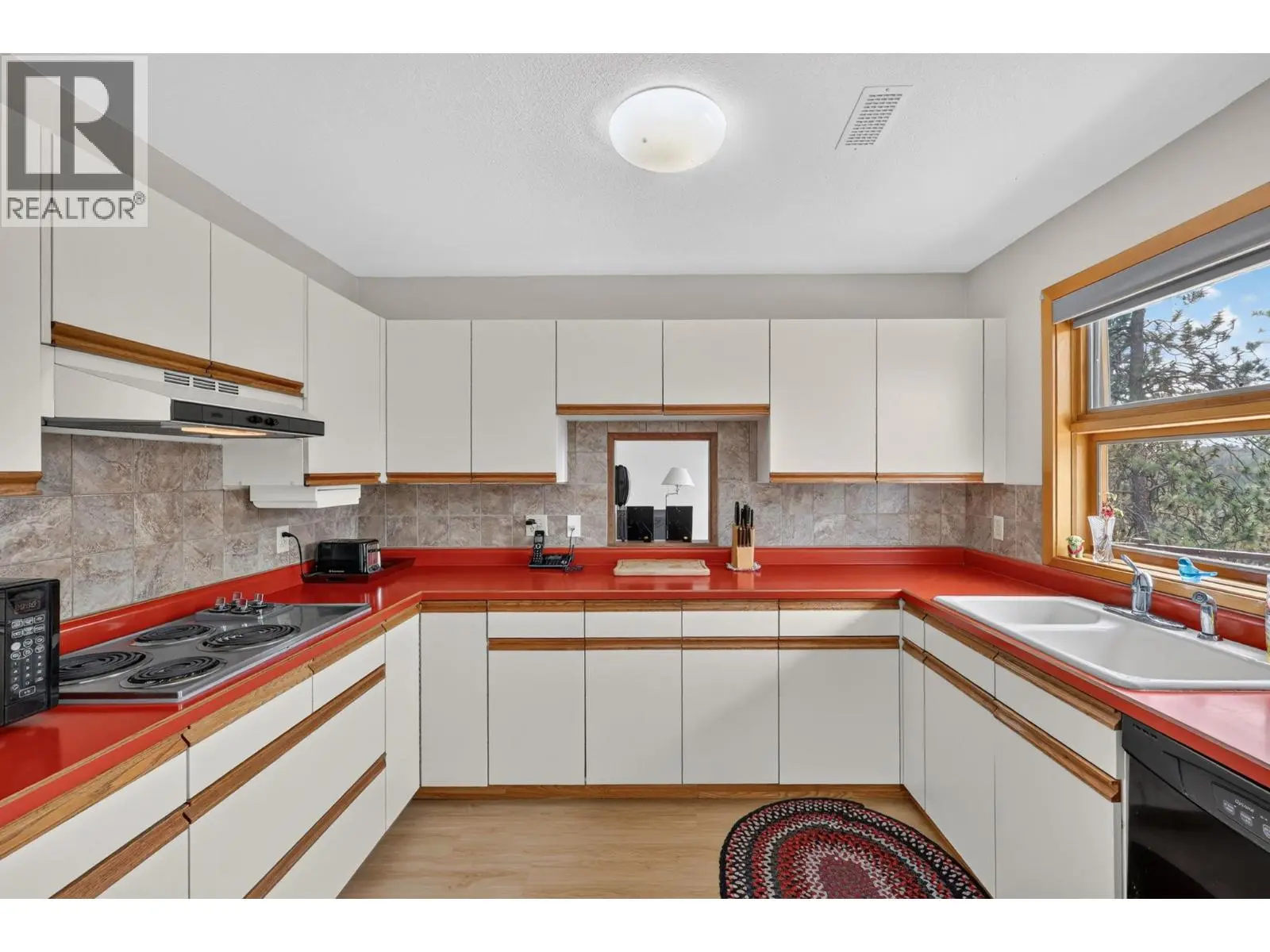 9251 Tyndall Road. Lake Country, British Columbia