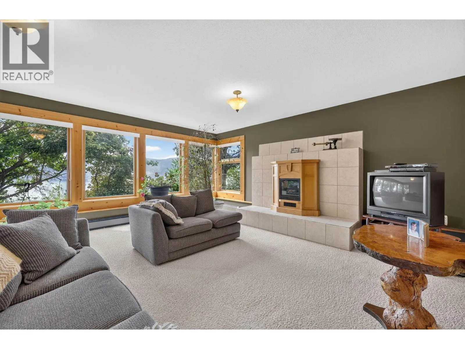 9251 Tyndall Road. Lake Country, British Columbia