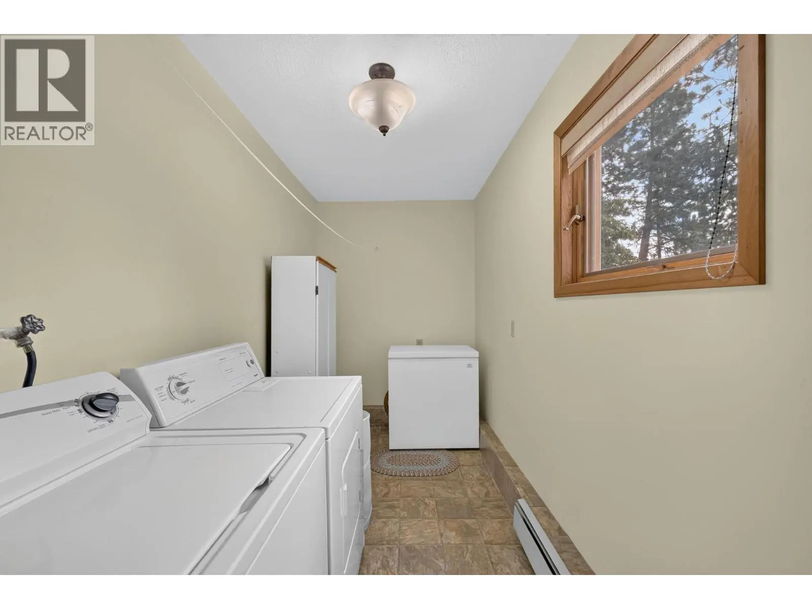 9251 Tyndall Road. Lake Country, British Columbia