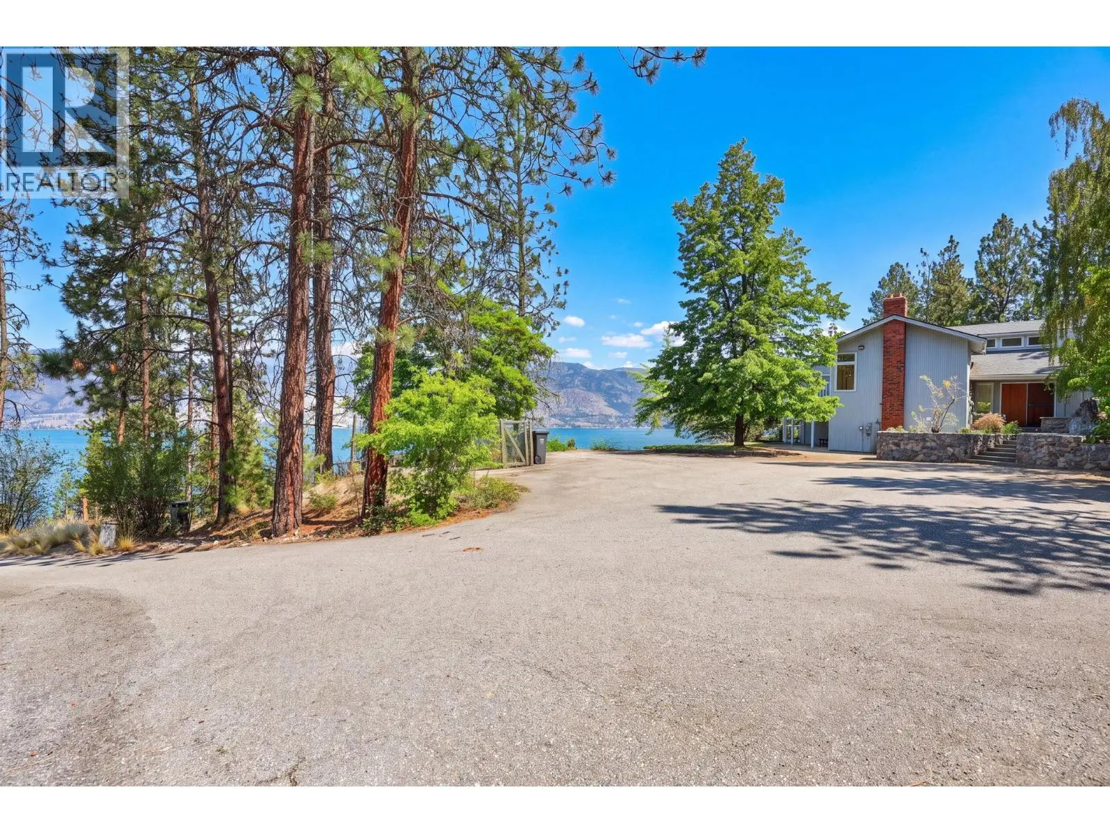 9251 Tyndall Road. Lake Country, British Columbia