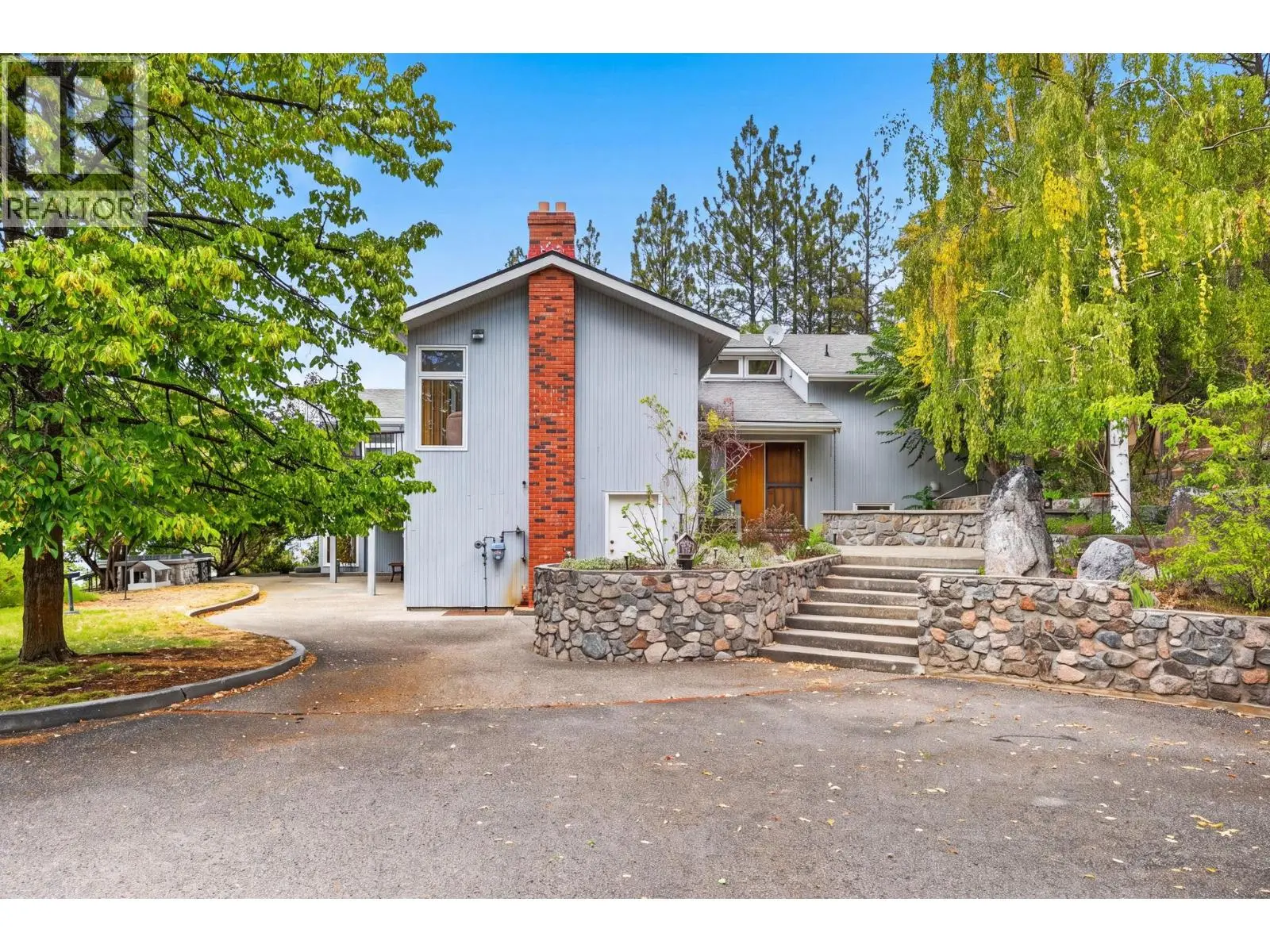 9251 Tyndall Road. Lake Country, British Columbia