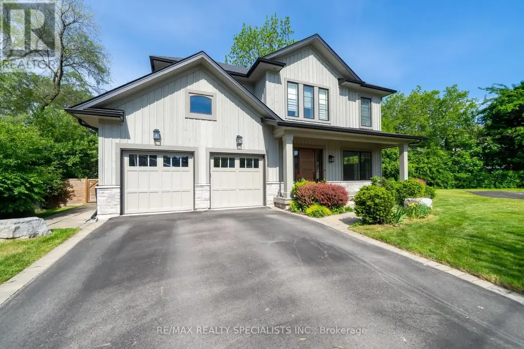 18 Florence Drive, Oakville (CO Central)