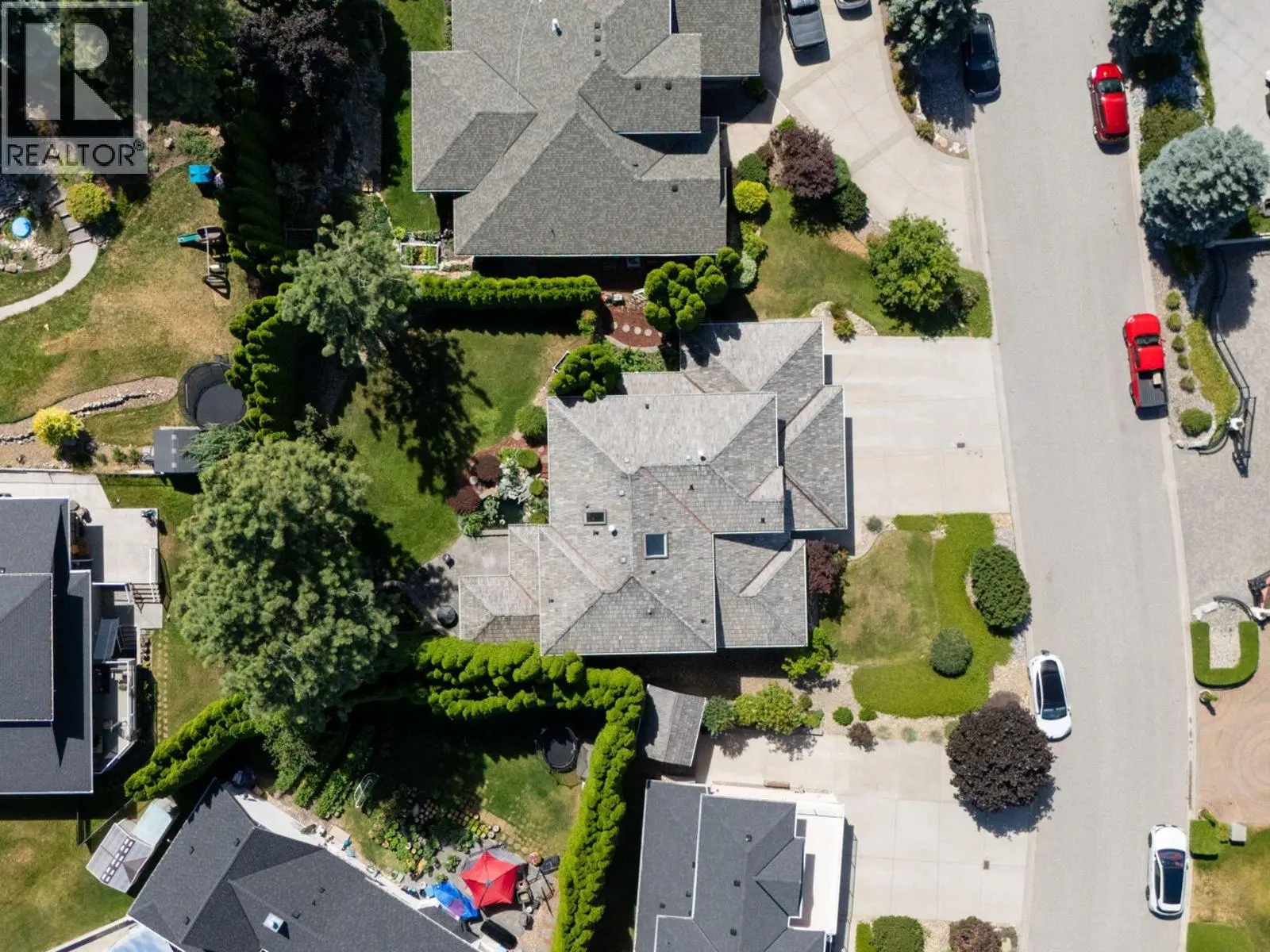 969 Skeena Drive. Kelowna, British Columbia