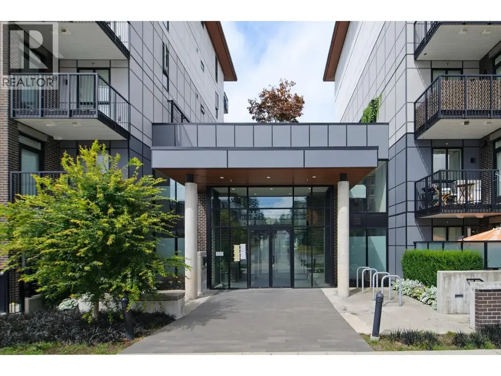 220 750 Dogwood Street, Coquitlam