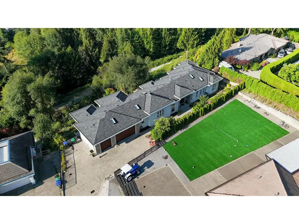12528 52a Avenue, Surrey