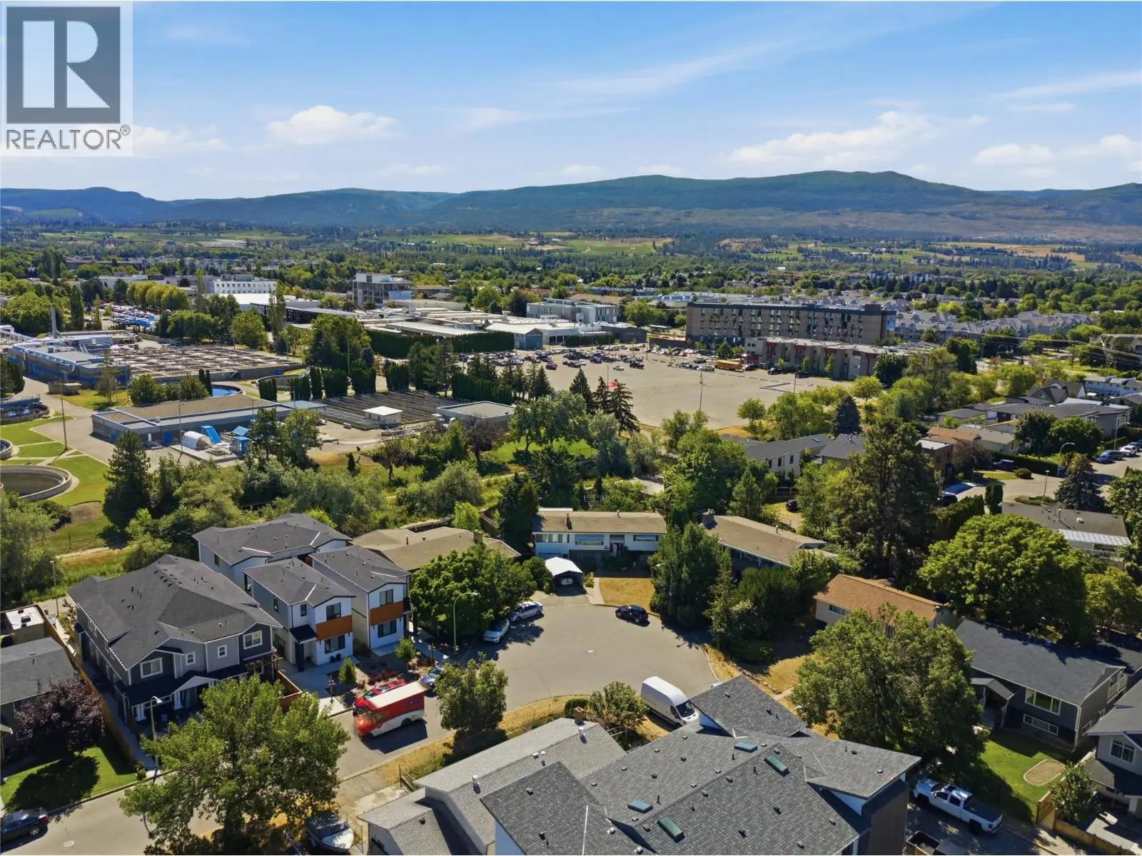 766 Coopland Crescent. Kelowna, British Columbia