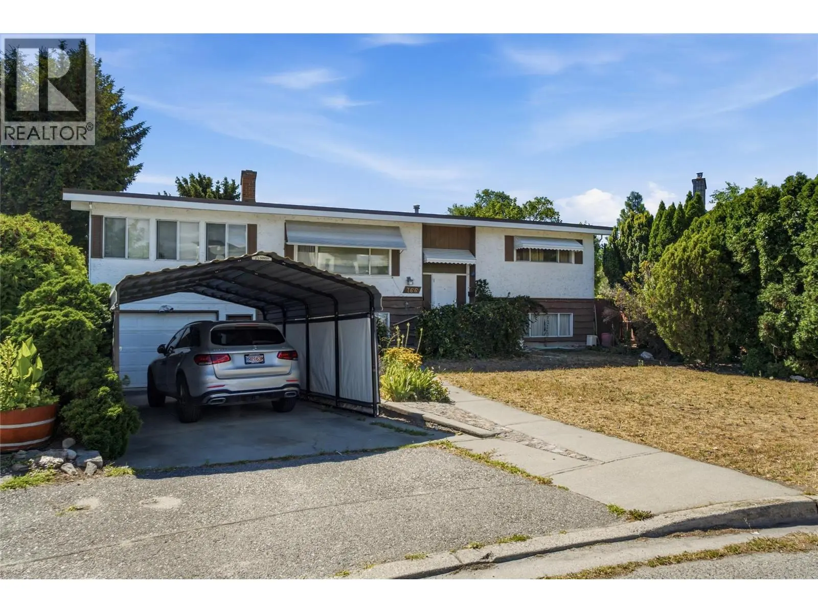 766 Coopland Crescent. Kelowna, British Columbia