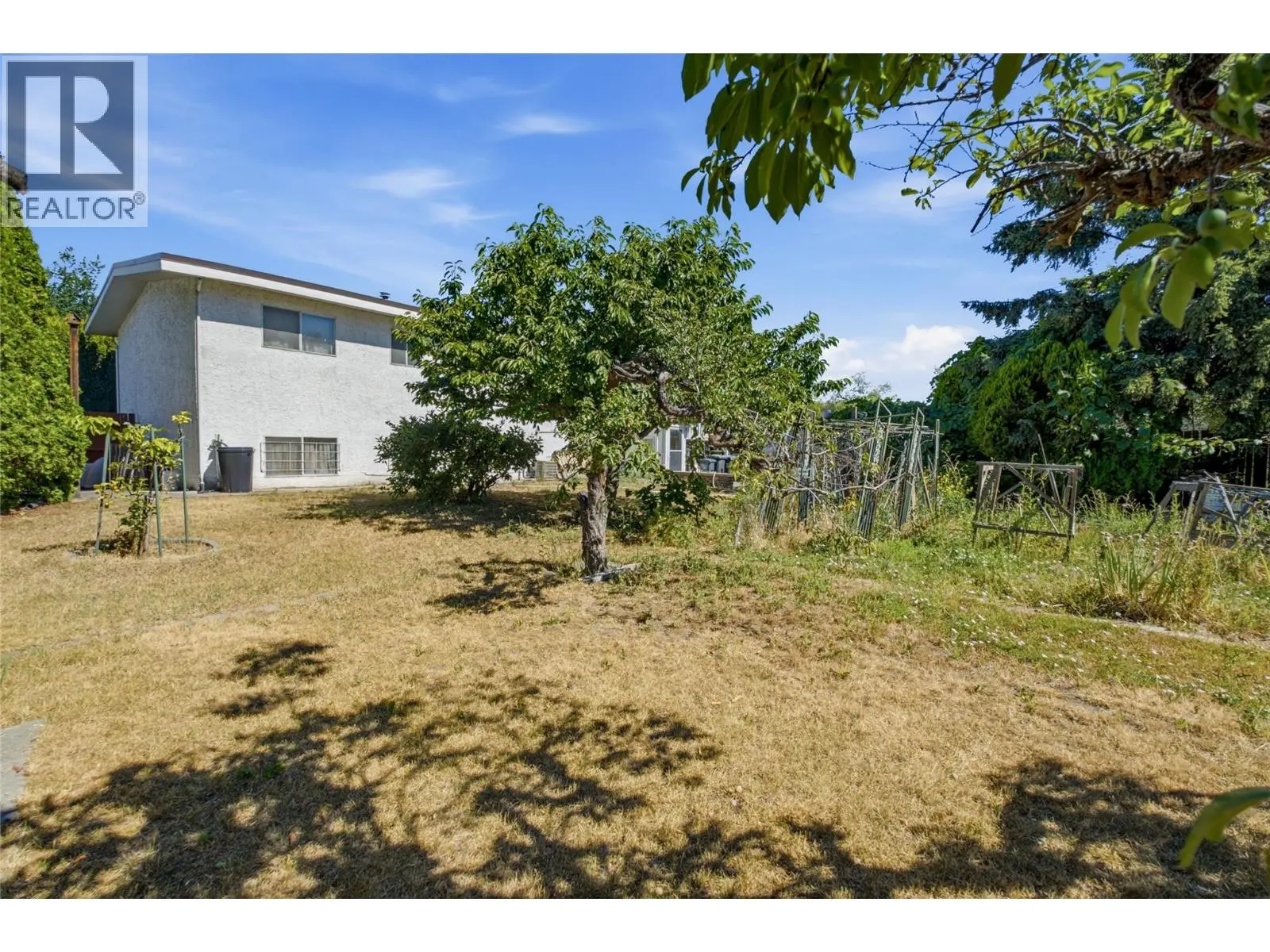 766 Coopland Crescent. Kelowna, British Columbia