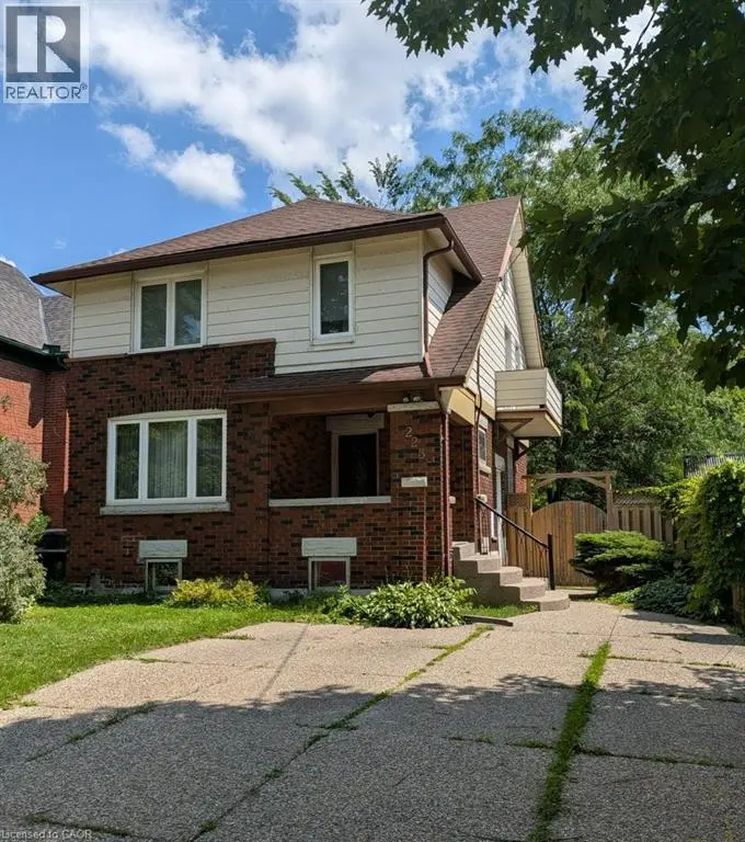 223 Wellington Street N, Kitchener