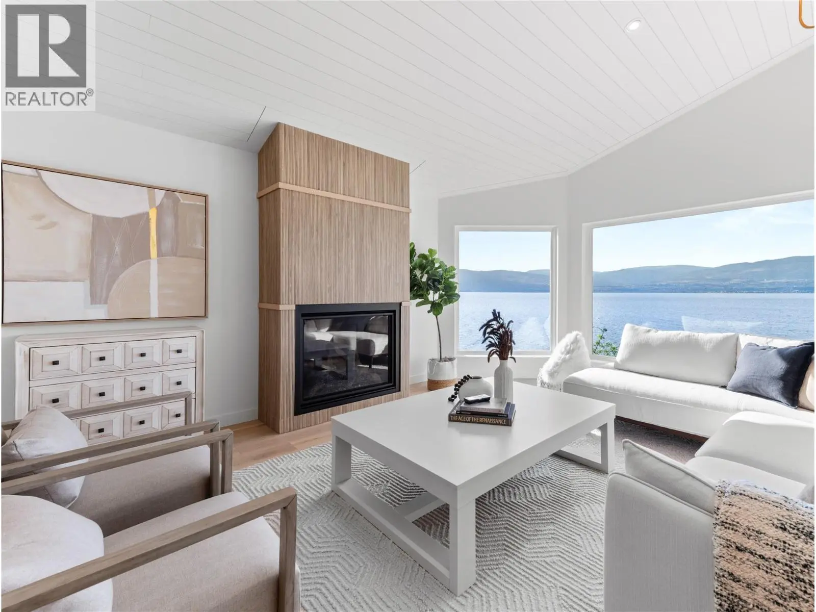 5538 Lakeshore Road. Kelowna, British Columbia