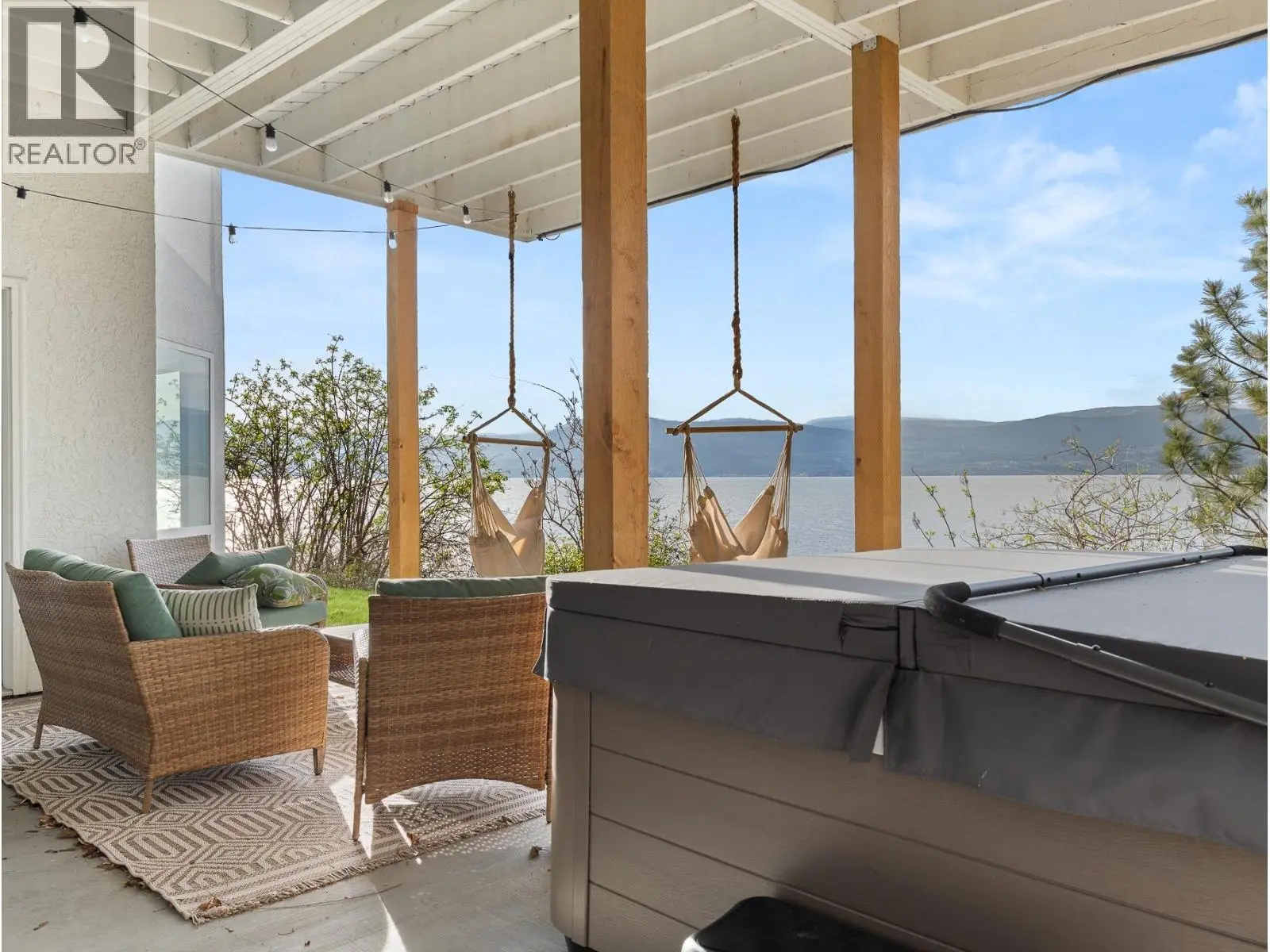5538 Lakeshore Road. Kelowna, British Columbia