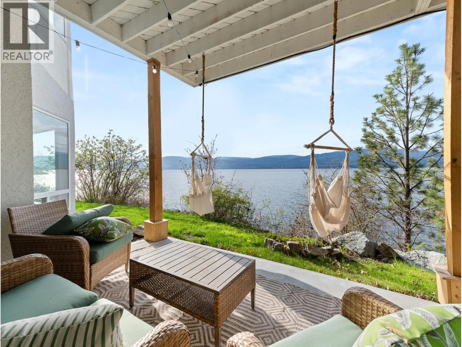 5538 Lakeshore Road. Kelowna, British Columbia