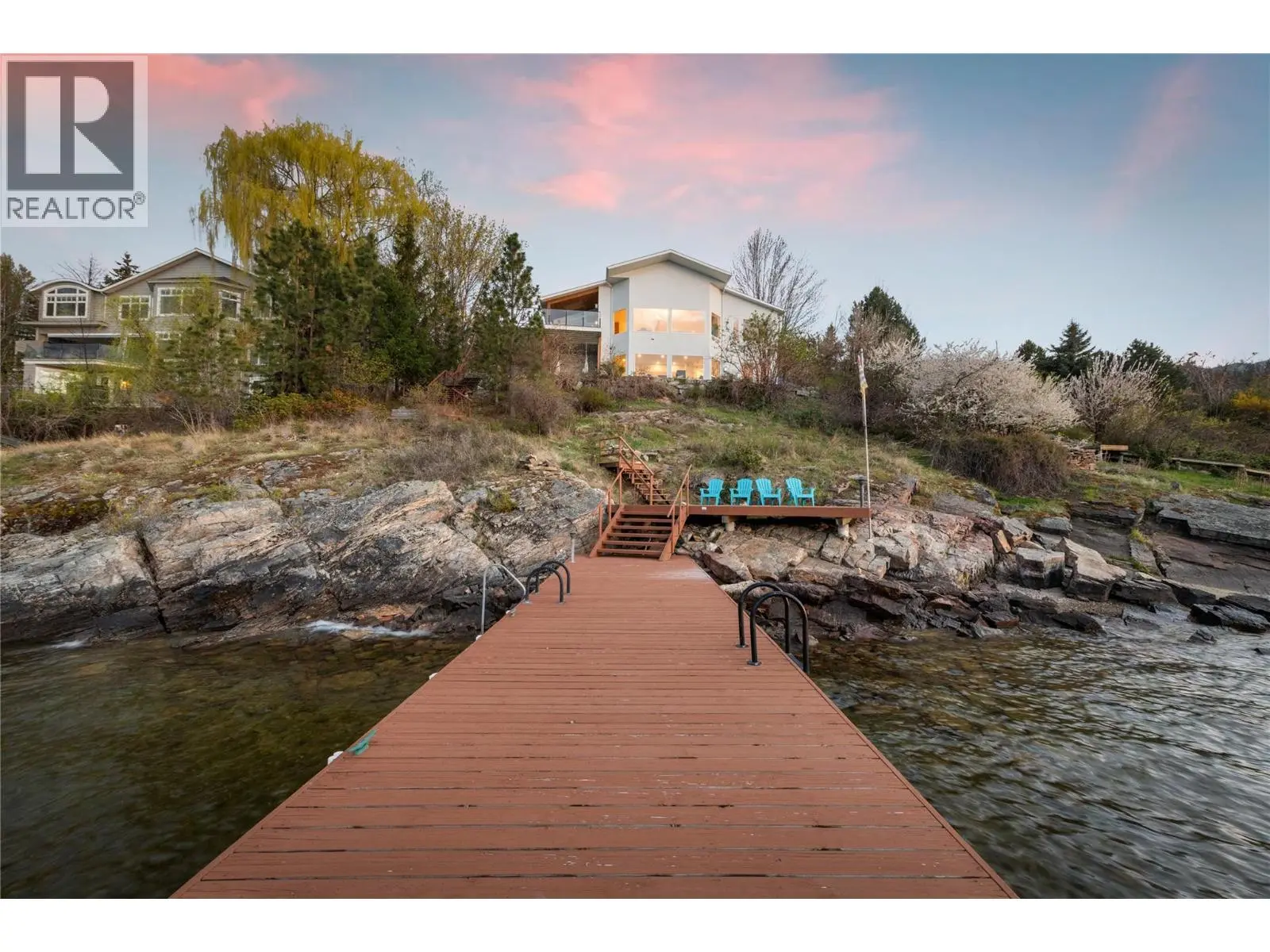 5538 Lakeshore Road. Kelowna, British Columbia