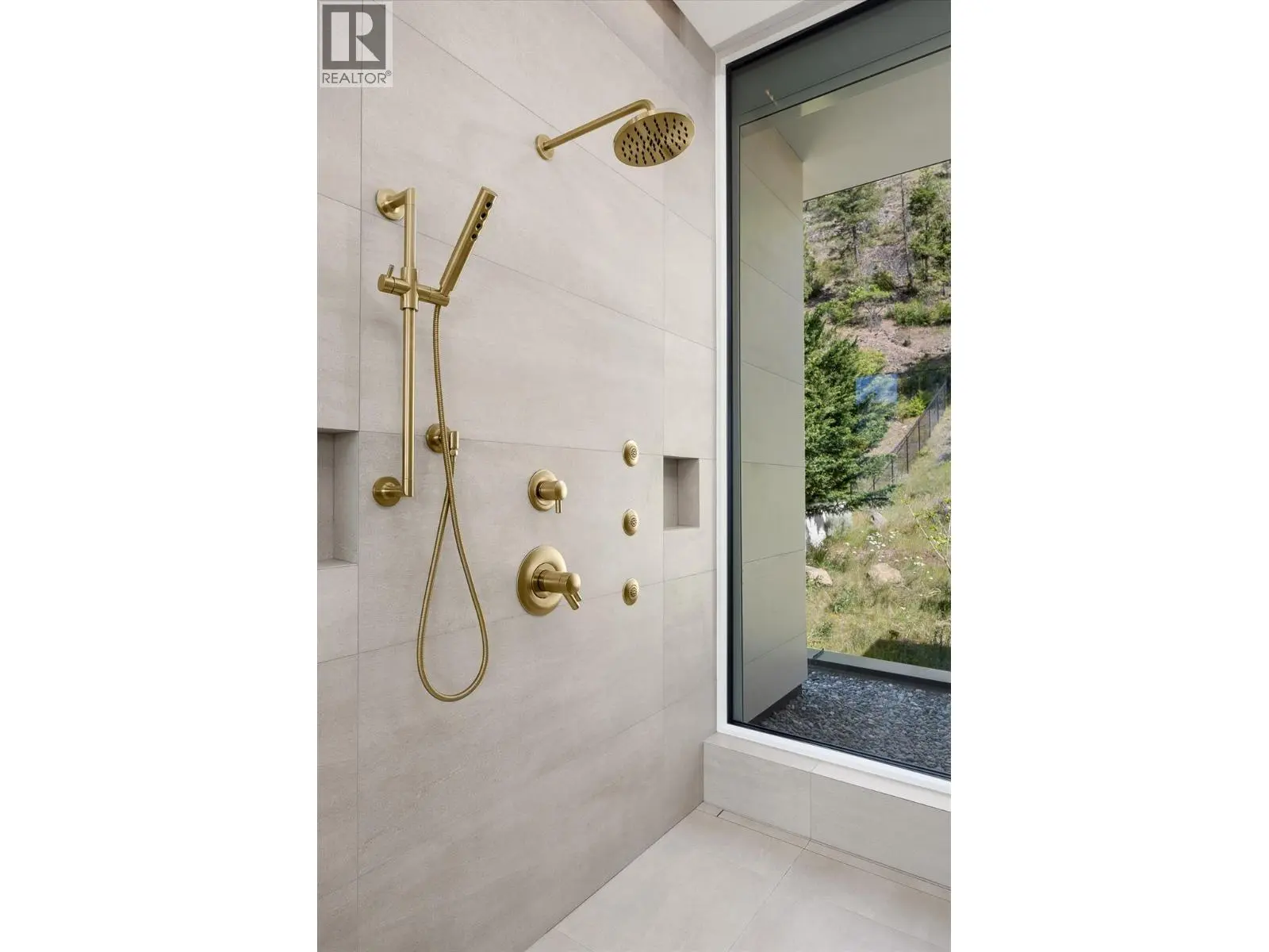 180 Sheerwater Court Unit# 20. Kelowna, British Columbia