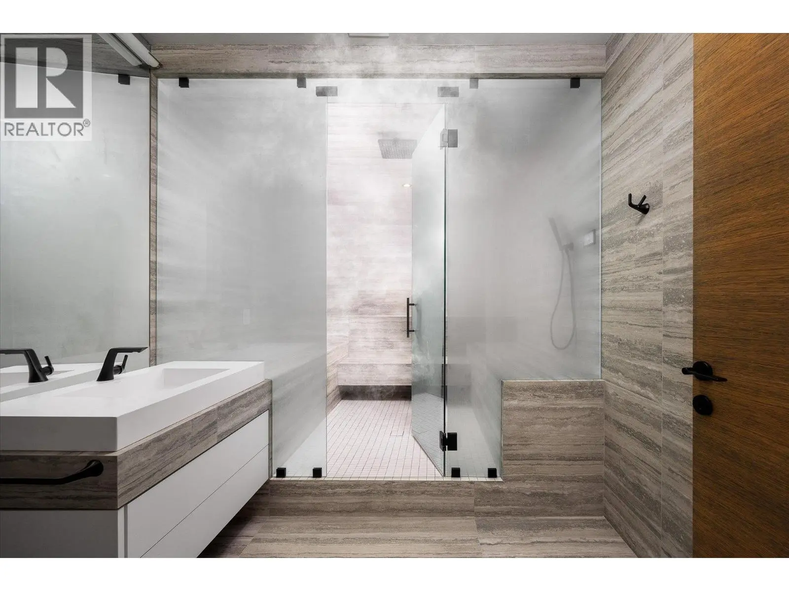 180 Sheerwater Court Unit# 20. Kelowna, British Columbia