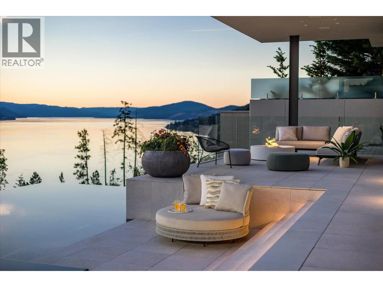 180 Sheerwater Court Unit# 20. Kelowna, British Columbia