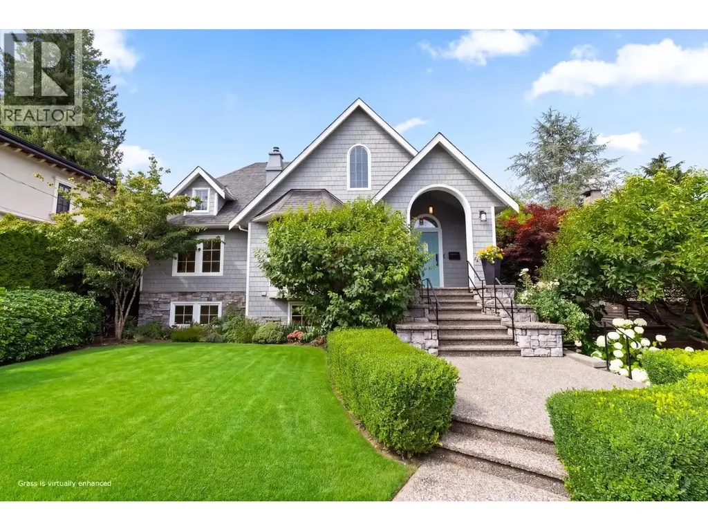 1733 Fulton Avenue, West Vancouver