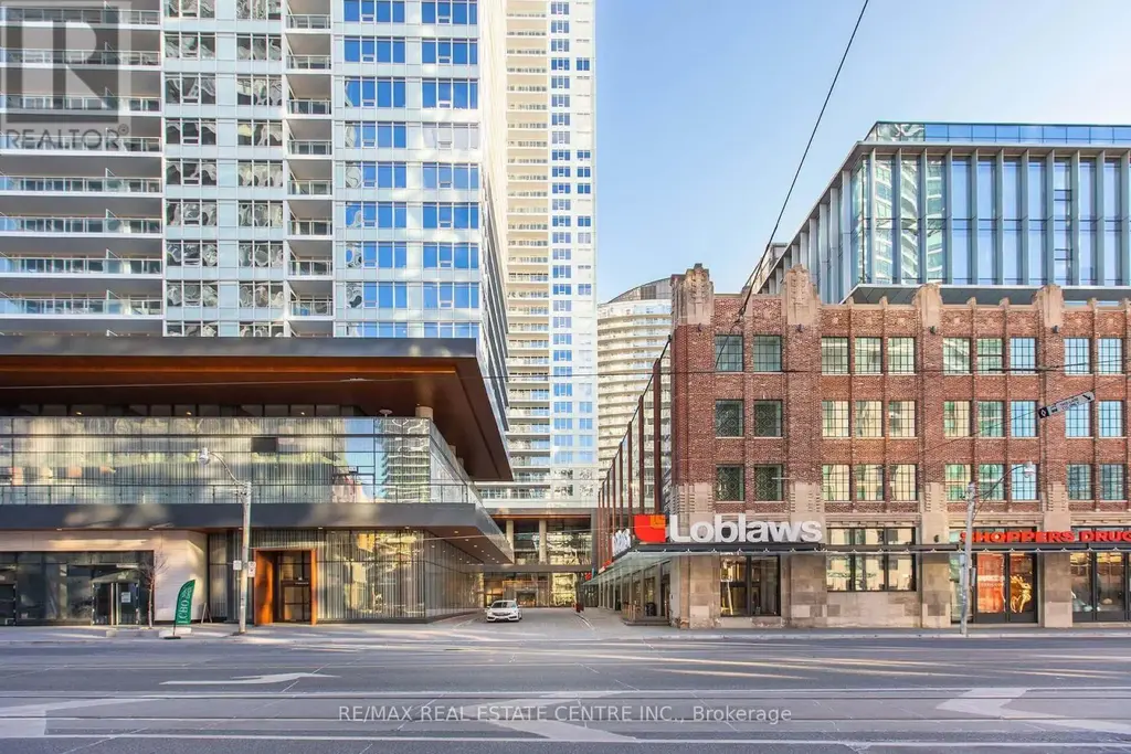 812 - 19 Bathurst Street, Toronto (Waterfront Communities)