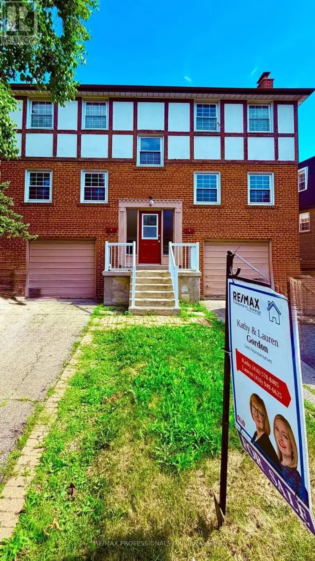 8 Bridesburg Drive, Toronto (Kingsview Village-The Westway)