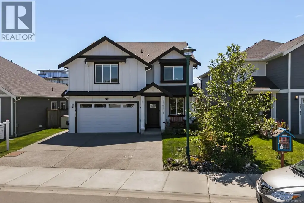 6541 Noblewood Pl, Sooke