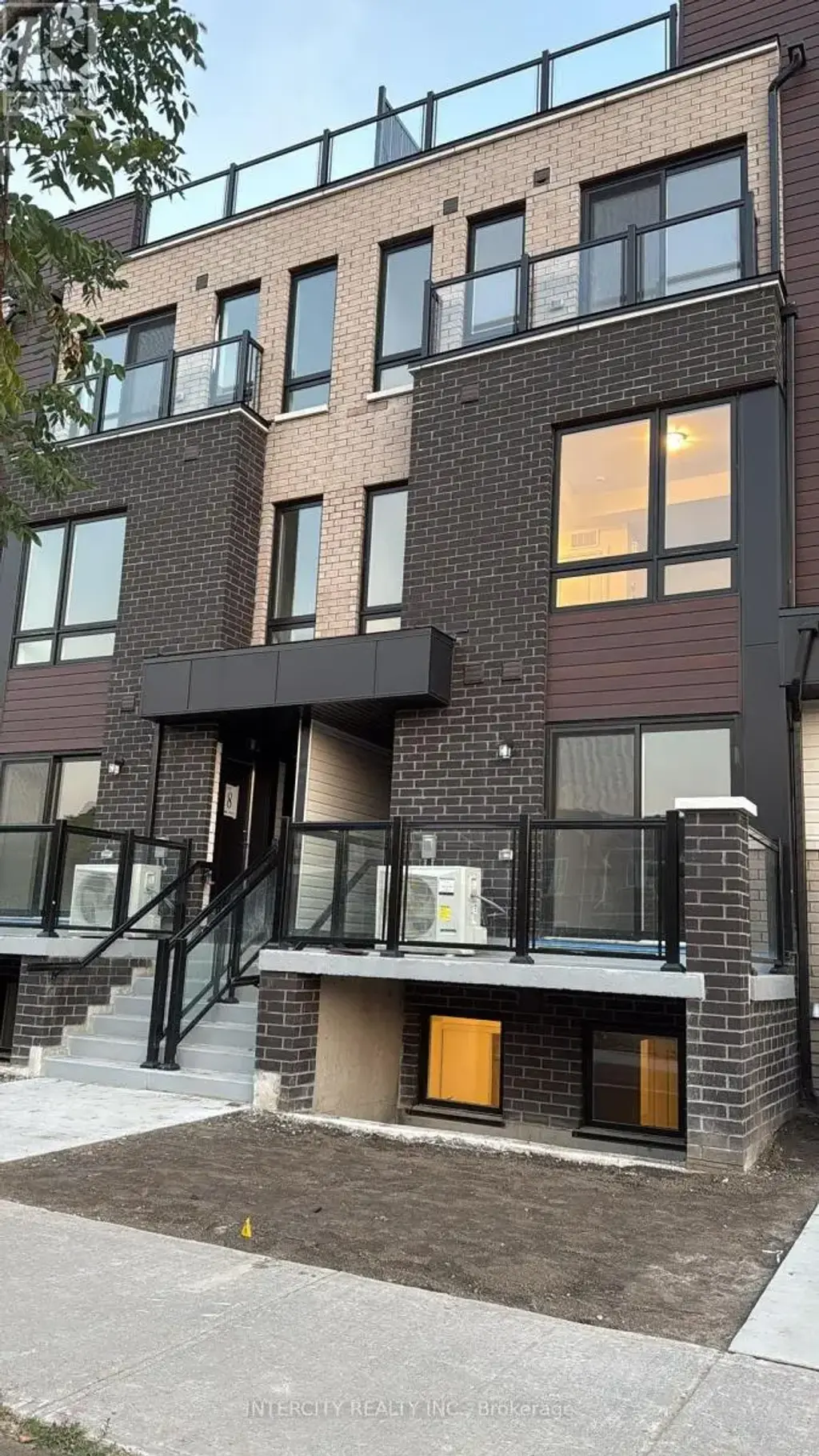 13 - 245 Mclevin Avenue, Toronto (Malvern)