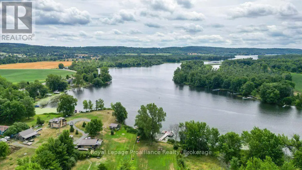425 Rosebush Road, Quinte West (Frankford Ward)