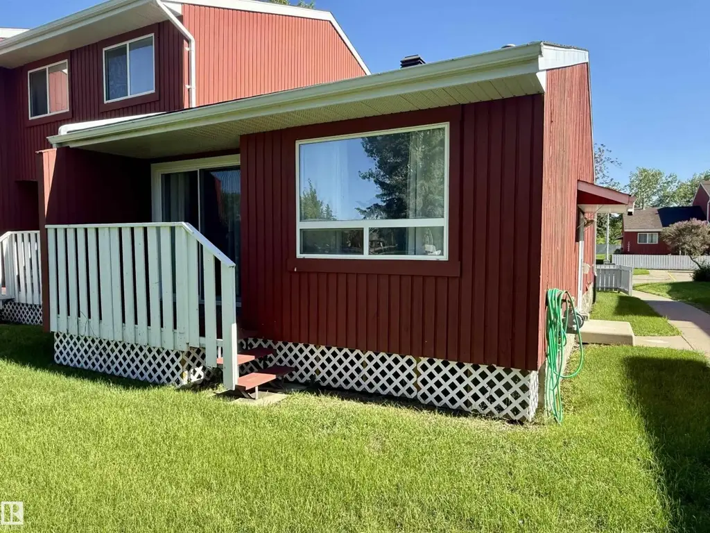 10654 Beaumaris Rd Nw, Edmonton