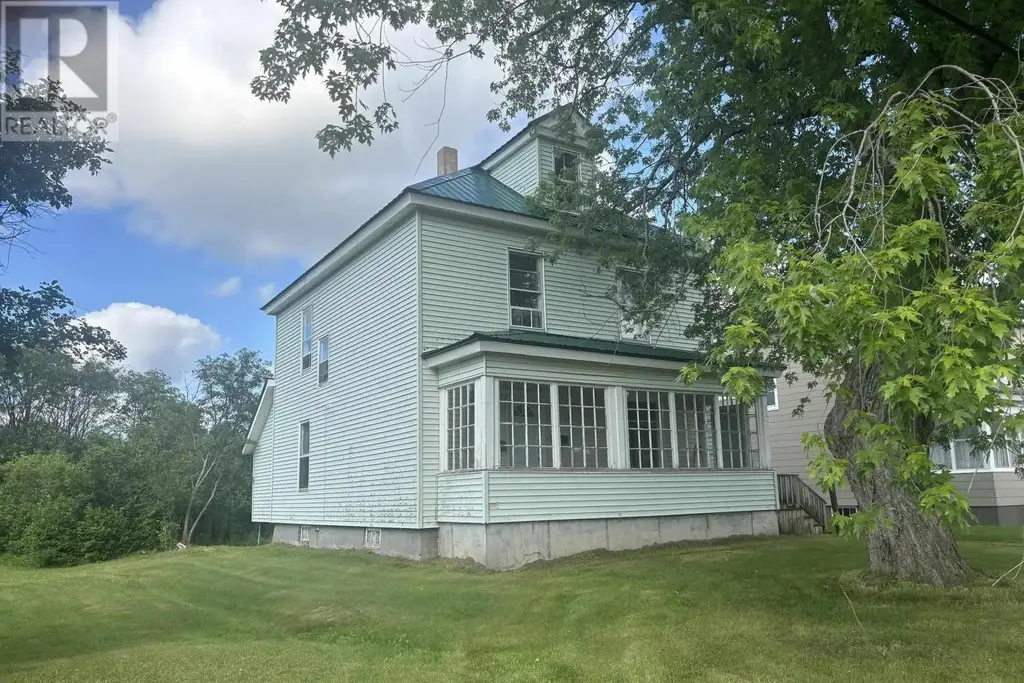 37 Russell Street, Amherst