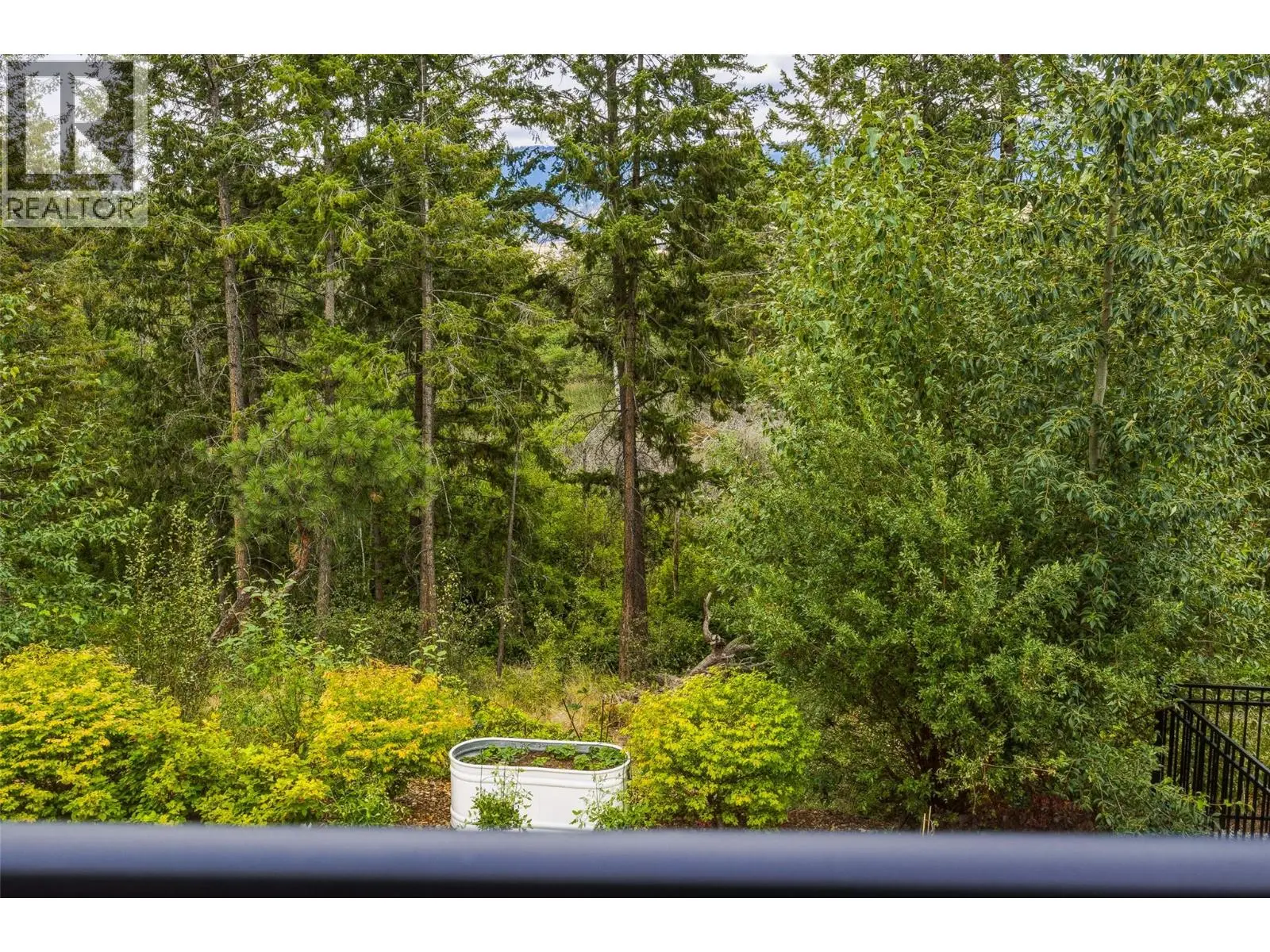10293 Long Road. Lake Country, British Columbia