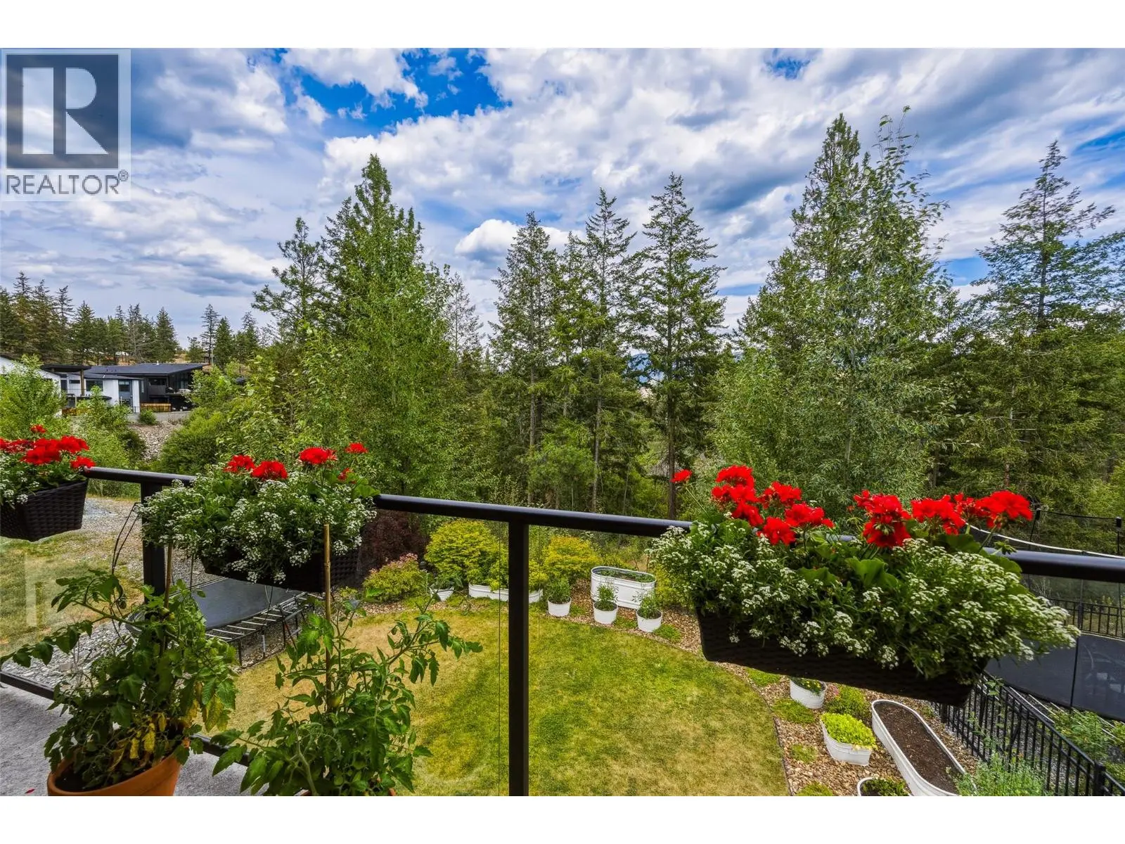 10293 Long Road. Lake Country, British Columbia