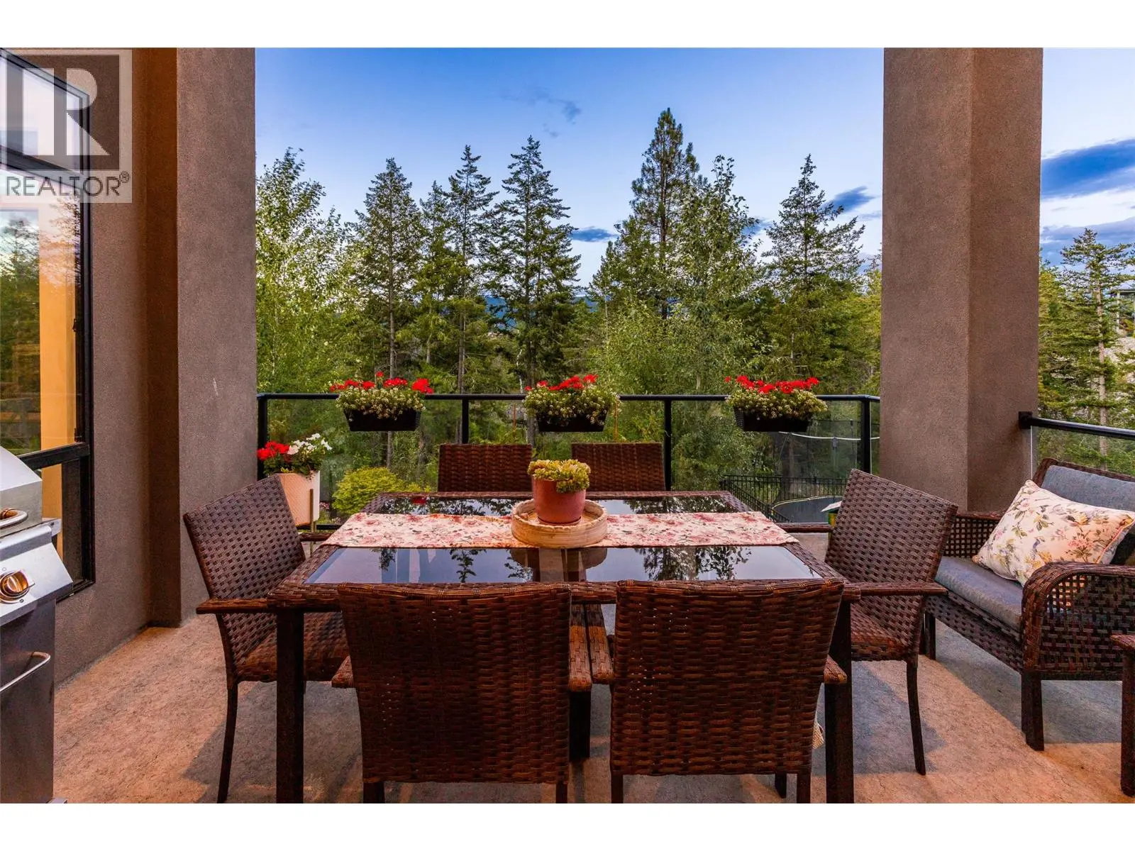 10293 Long Road. Lake Country, British Columbia