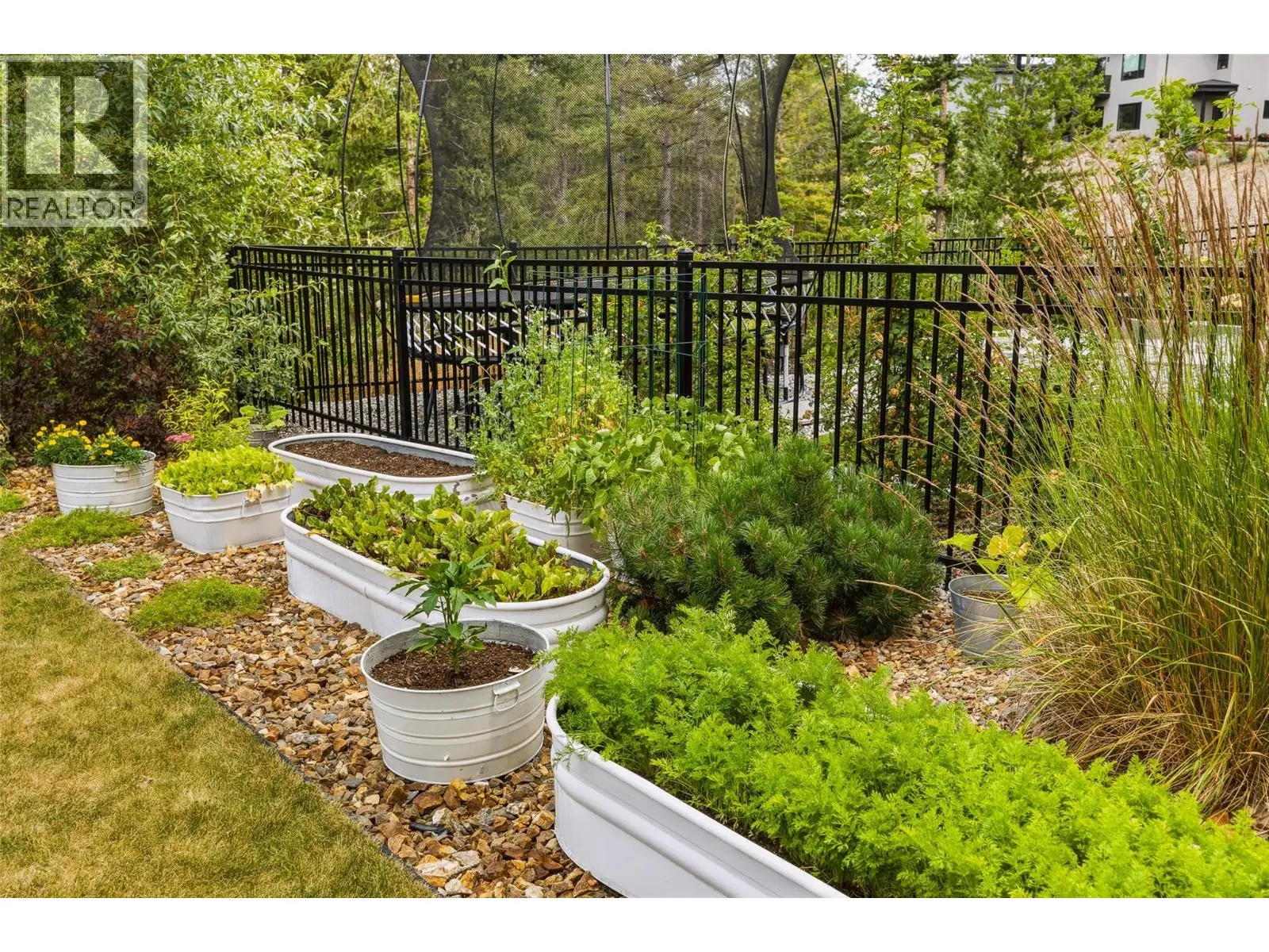 10293 Long Road. Lake Country, British Columbia