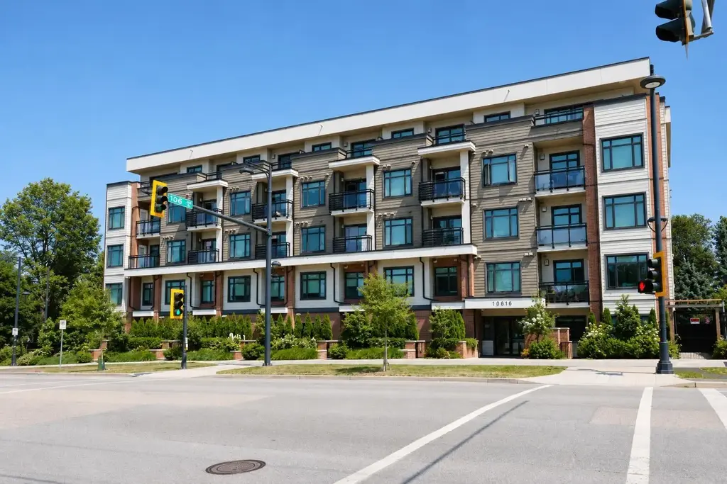 303 10616 132 Street, Surrey