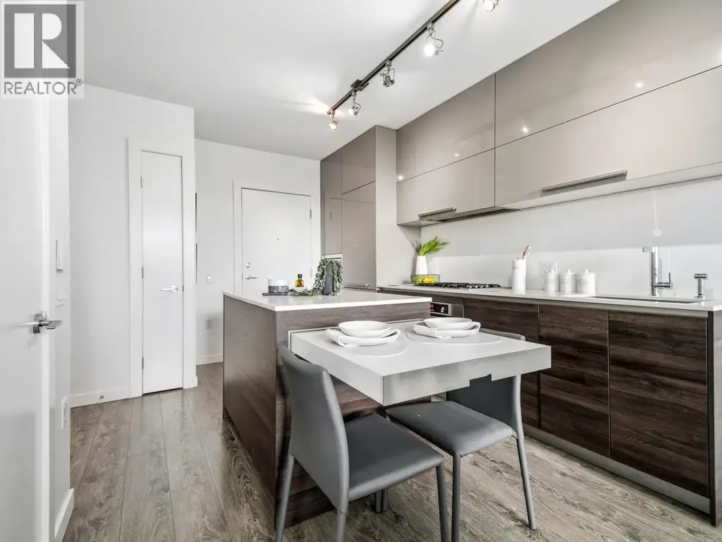 1002 2378 Alpha, Burnaby