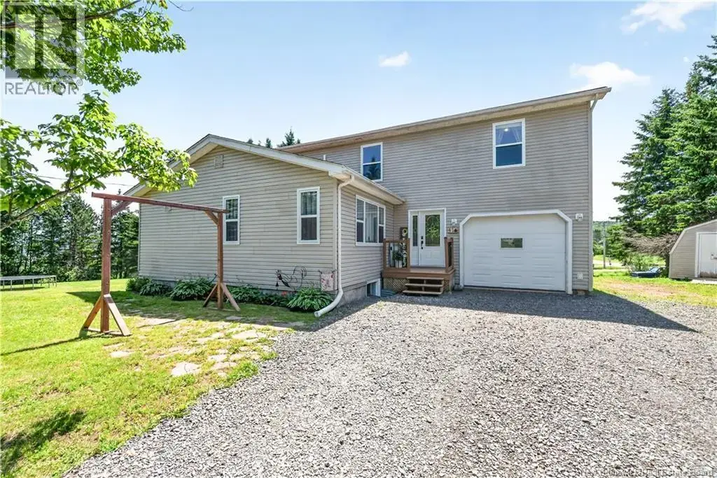 41 Green Hill Drive, Hillsborough