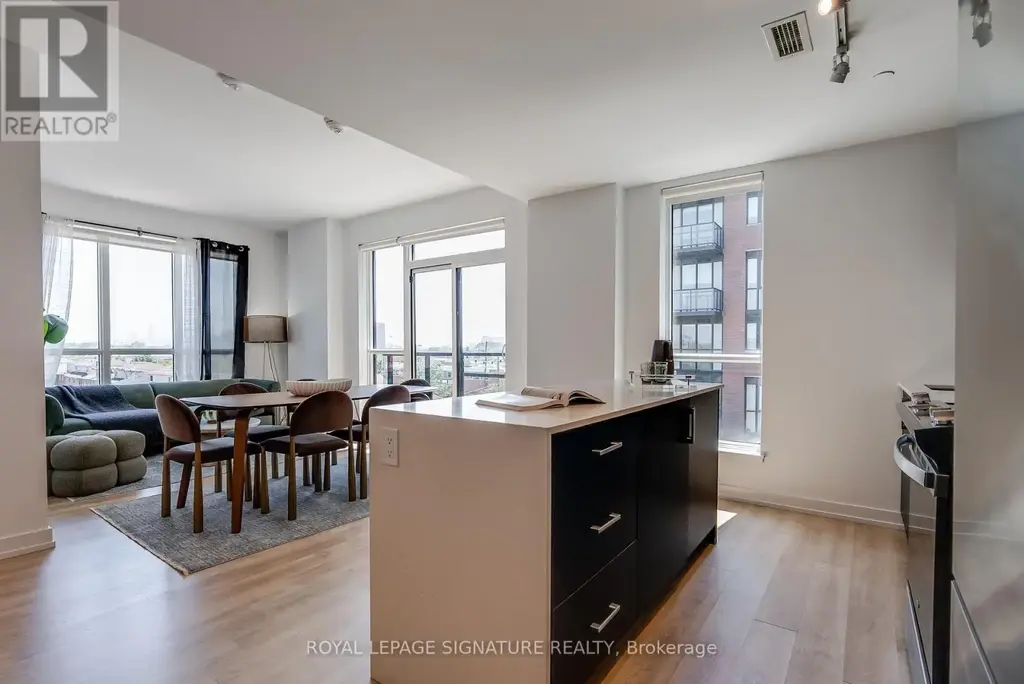 517 - 2300 St. Clair Avenue W, Toronto (Junction Area)