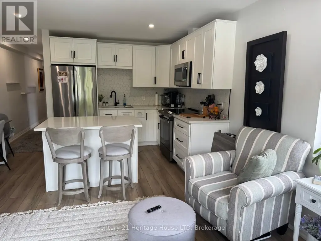 #202 - 344 Ridge Road N, Fort Erie (Ridgeway)