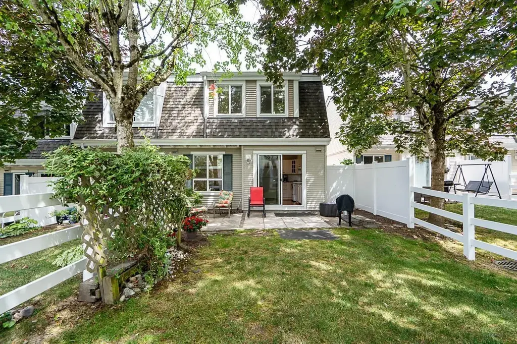 67 8890 Walnut Grove Drive, Langley