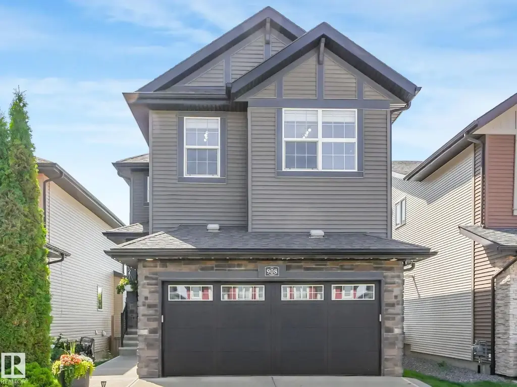 908 Goshawk Pt Nw, Edmonton