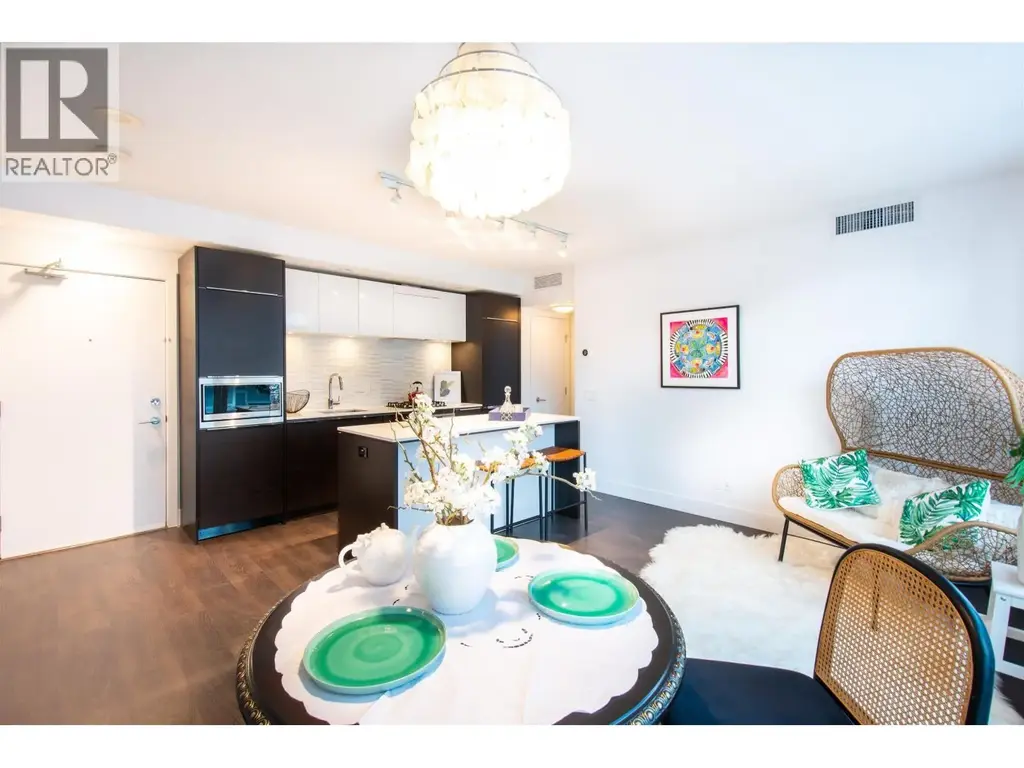 622 5233 Gilbert Road, Richmond